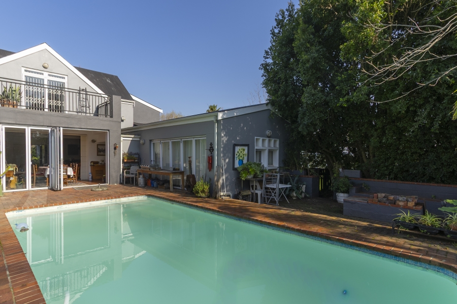 5 Bedroom Property for Sale in Jamestown Western Cape